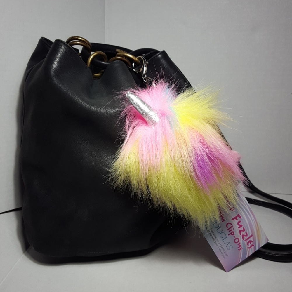 Unicorn Pom Pom Keychain